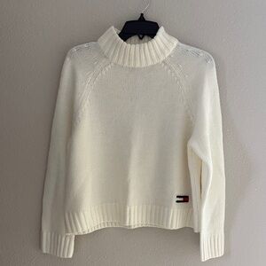 Tommy Hilfiger White Chimney Collar Sweater - Large